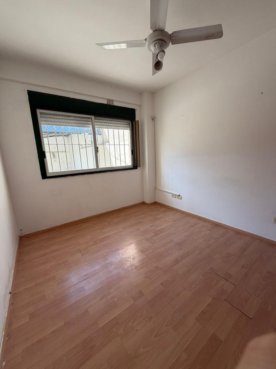 7912202_51000788671042835702009051877055931413113830997510167944211377592381568836362